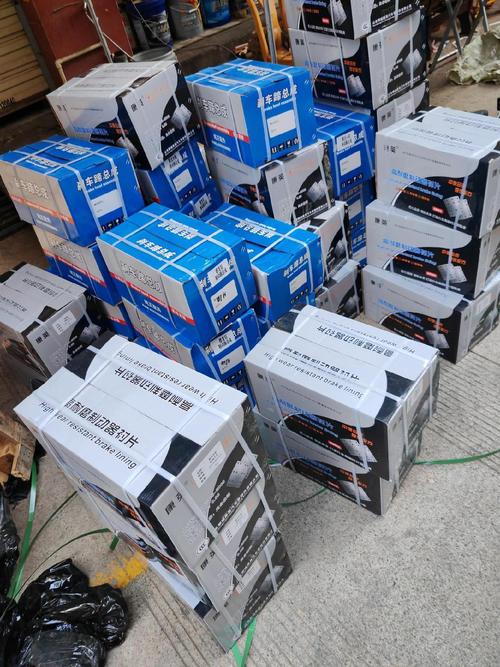 各种重汽汽车底盘配件批发零售